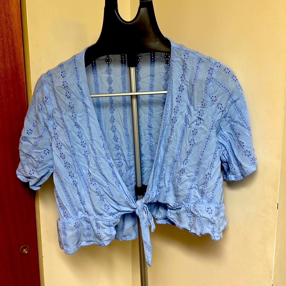 Knotted, cropped, Lacey top